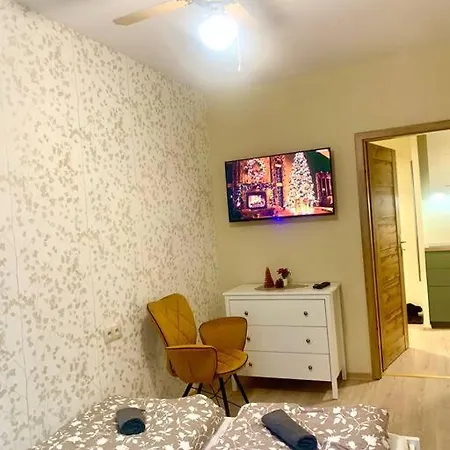 Brand New, Design Apartment Jojo, Oldtown, Balcony Bratislava Exterior photo