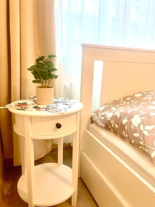 Brand New, Design Jojo, Oldtown, Balcony