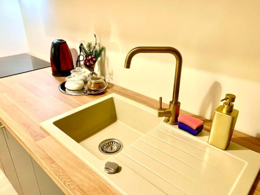 Apartment Brand New, Design Jojo, Oldtown, Balcony *